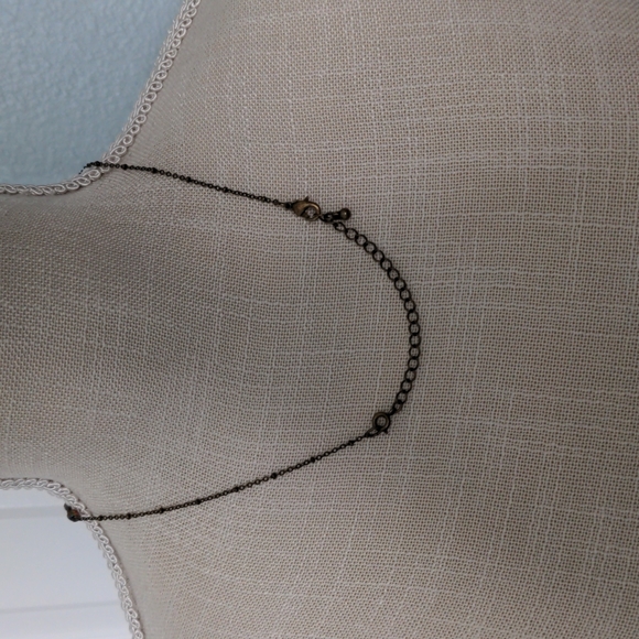 Avon Fashion Jewelry - Picture 2 of 5